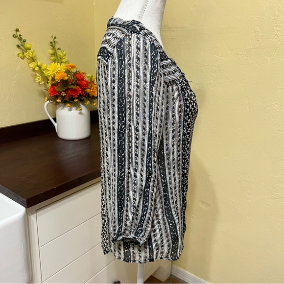 Lucky Brand Sheer top - Picture 3 of 6